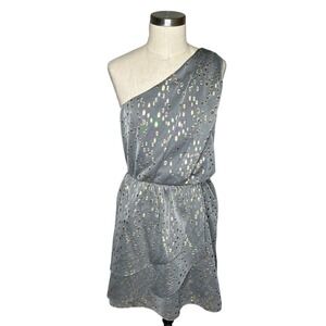 BCBGeneration Gray Metallic Dot One Shoulder Ruffle Tiered Dress Size 8 NWT Glam